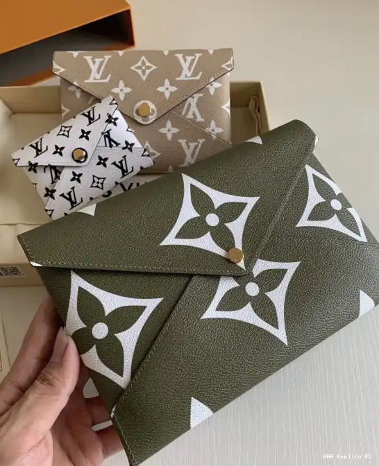 Aaa replica ru POCHETTE LOUIS KIRIGAMI VUITTON 0611